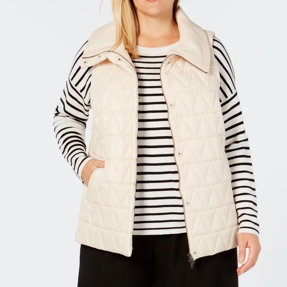 Eileen Fisher Cream Quilted Puffer Vest Funnel Neck Recycled Nylon Medium yy